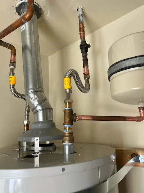 Water heater installation and plumbing repair in Sumner